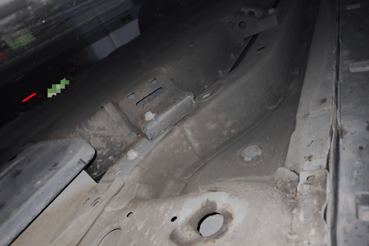 哪吒汽车 哪吒V 2022款 潮 400 Lite局部细节9001