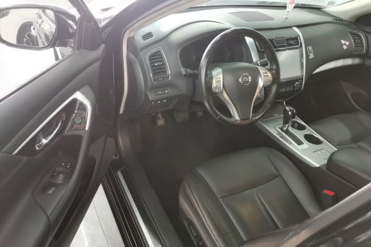 日产 天籁 2018款 2.0L XL 智进版中控内饰7003