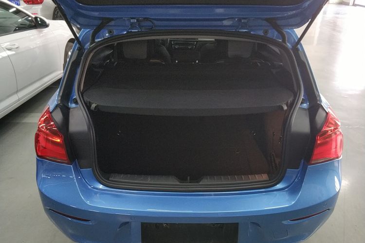 宝马1系(进口) 2018款 118i 领先型局部细节23