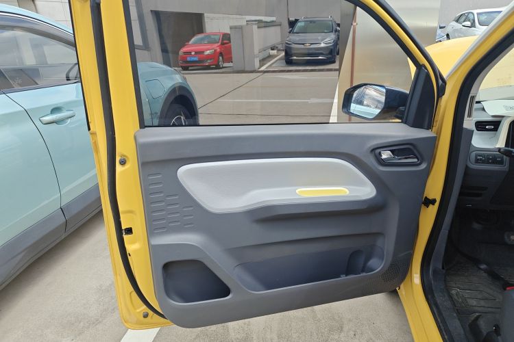 五菱汽车 宏光MINIEV 2021款 马卡龙臻享款 三元锂中控内饰49