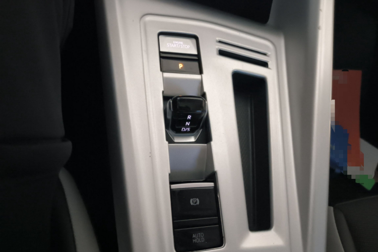 大众 高尔夫 2023款 200TSI DSG Pro中控内饰18