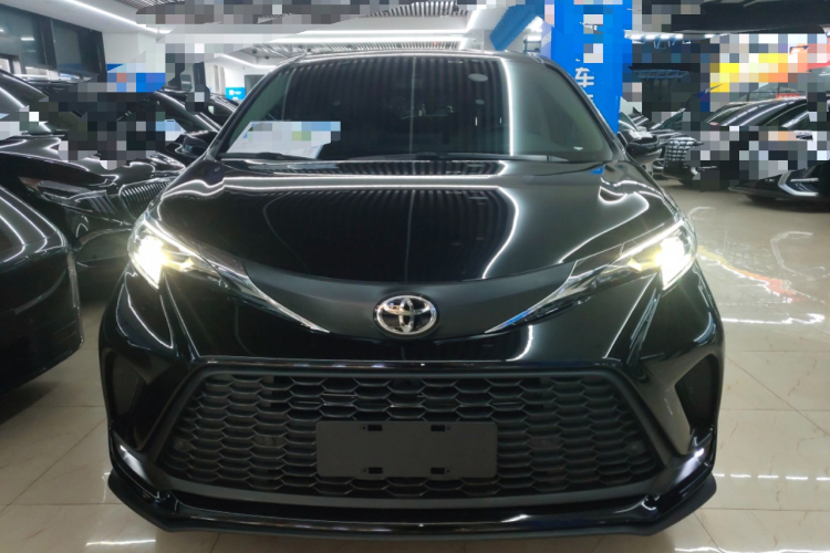 丰田 格瑞维亚 2024款 2.5L混动 舒适版车身外观2