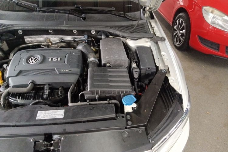 大众 迈腾 2017款 330TSI DSG 豪华型机舱底盘26