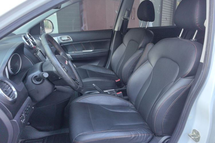 哈弗H6 2015款 升级版 1.5T 手动两驱精英型中控内饰19