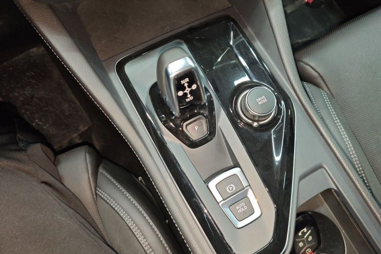 领克03 2021款 2.0TD 自动劲 冠军版局部细节18