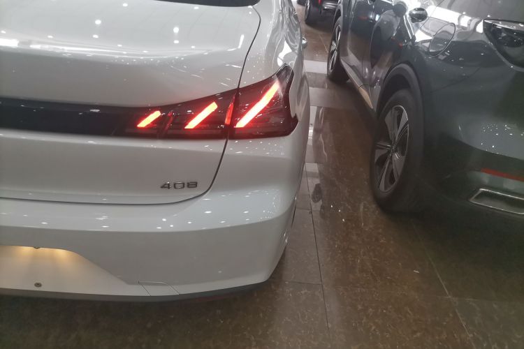 标致408 2022款 1.6T 进取版车身外观6006