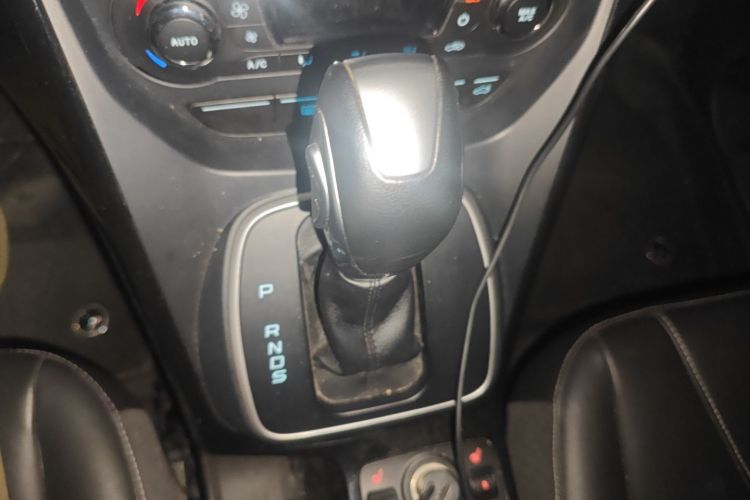 福特 翼虎 2015款 2.0L GTDi 四驱精英型中控内饰18