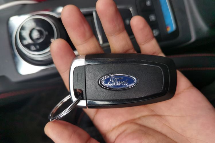 福特 福克斯 2021款 两厢 EcoBoost 180 自动ST Line中控内饰11