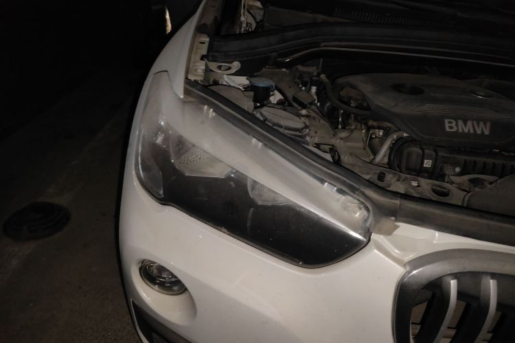 宝马X1 2016款 sDrive18Li 时尚型车身外观8