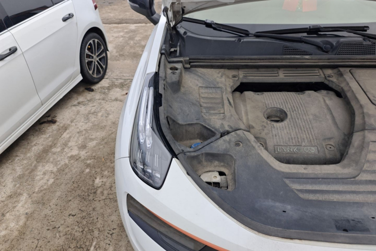 领克01 2017款 2.0T 四驱劲Pro版局部细节9006