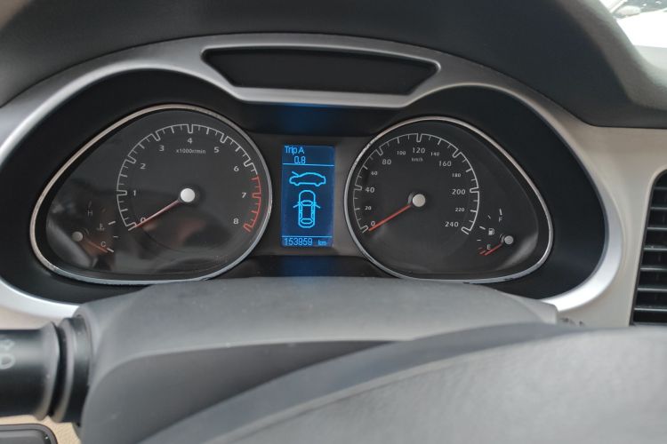 海马M8 2017款 1.8T 自动型中控内饰14