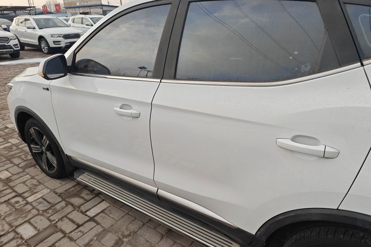 名爵ZS 2018款 1.5L 手动舒适版 国V车身外观4