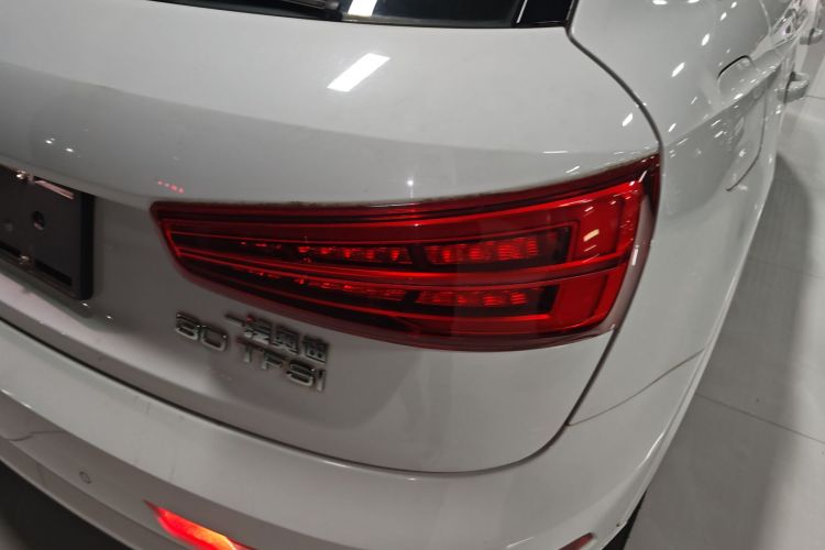 奥迪Q3 2018款 30周年年型 30 TFSI 时尚型车身外观9