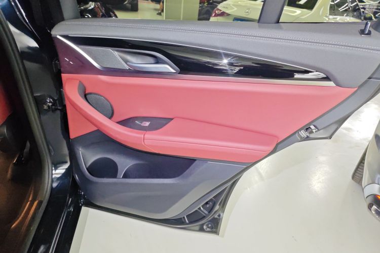 宝马X3 2022款 改款 xDrive25i M运动套装中控内饰7006