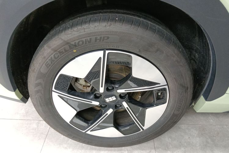 吉利银河 银河E5 2024款 440km 探索版车身外观6008