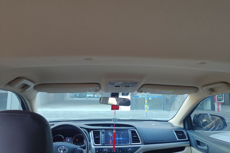 丰田 汉兰达 2018款 2.0T 四驱精英版 7座 国VI中控内饰22