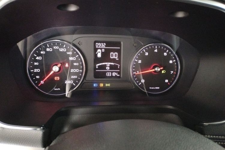 荣威RX5 2016款 20T 两驱手动旗舰版局部细节14