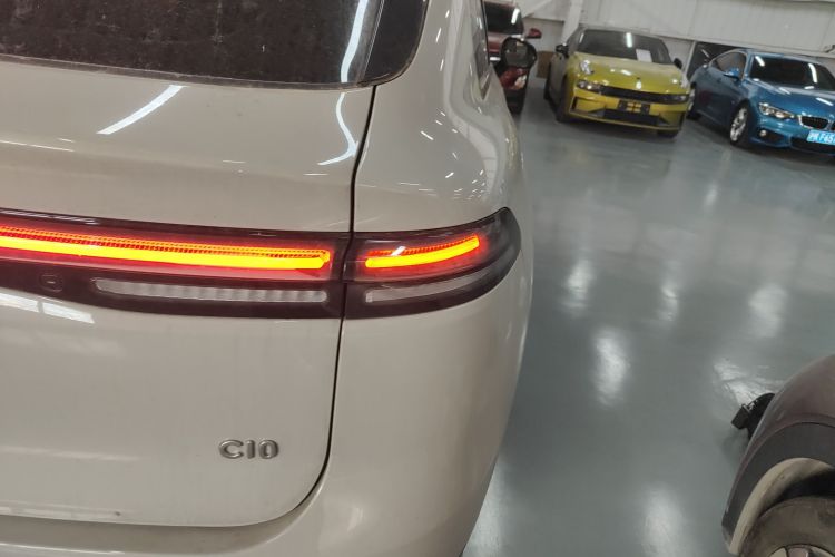 零跑汽车 零跑C10 2026款 210悦享版车身外观9