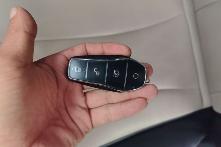 比亚迪 海豚 2023款 420km 时尚版中控内饰11