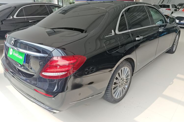 奔驰E级 2020款 改款 E 300 L 殊享版车身外观6005