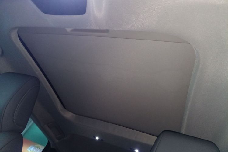 雪铁龙 凡尔赛C5 X 2023款 1.6T 势不凡局部细节22