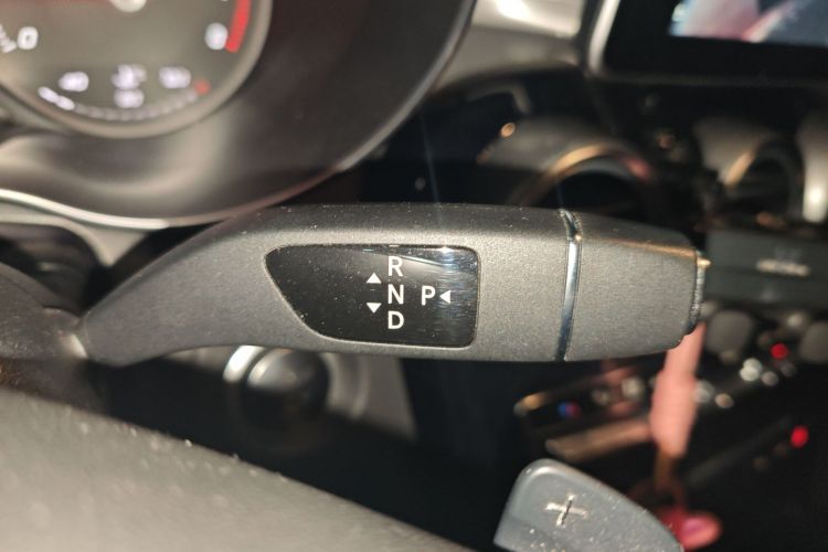 奔驰GLC 2016款 GLC 200 4MATIC中控内饰18