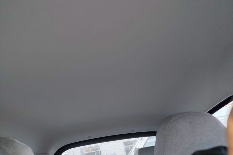 零跑汽车 零跑T03 2022款 珠光版中控内饰22