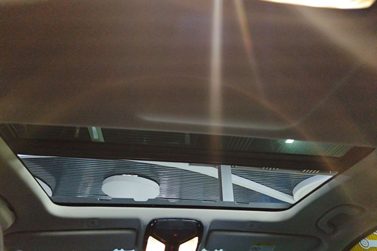 宝马5系 2018款 525Li 豪华套装中控内饰22