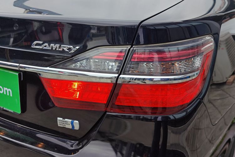 丰田 凯美瑞 2015款 双擎 2.5HG 豪华导航版车身外观6006