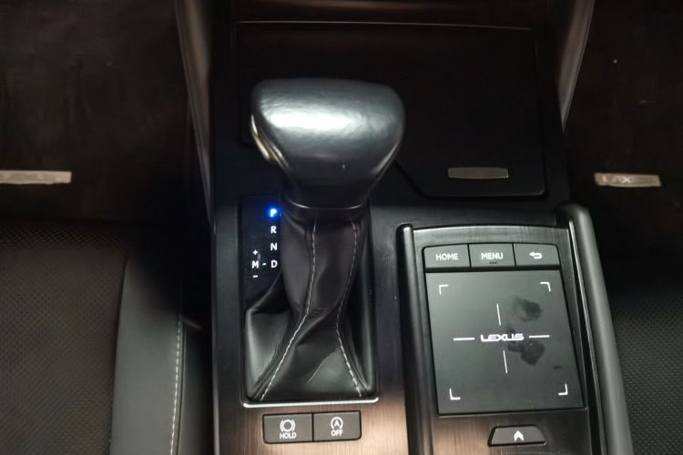 雷克萨斯ES 2020款 200 卓越版局部细节18