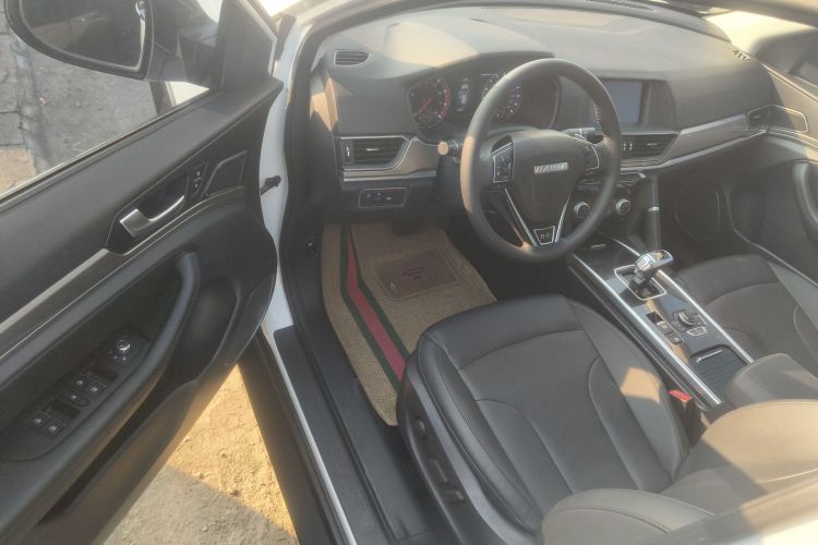 哈弗H6 2019款 运动版 1.5T 自动两驱精英型 国VI中控内饰20