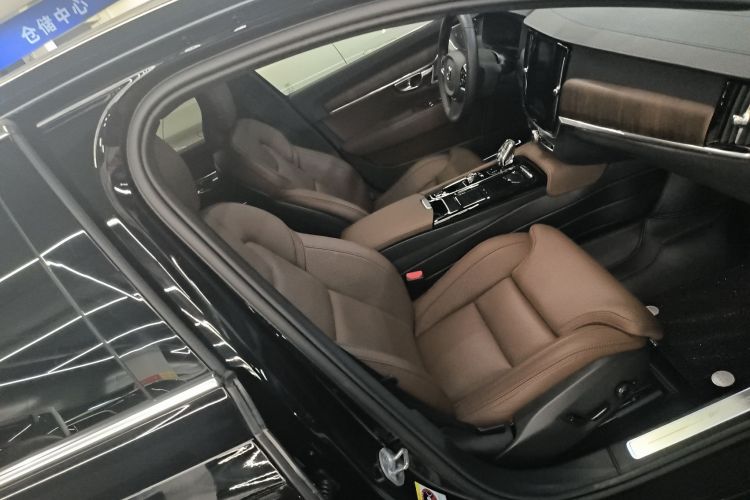 沃尔沃S90新能源 2024款 插电式混动 四驱长续航智雅豪华版局部细节41