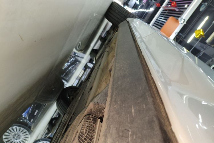 沃尔沃XC60新能源 2025款 插电式混动 长续航四驱智远豪华版局部细节9002