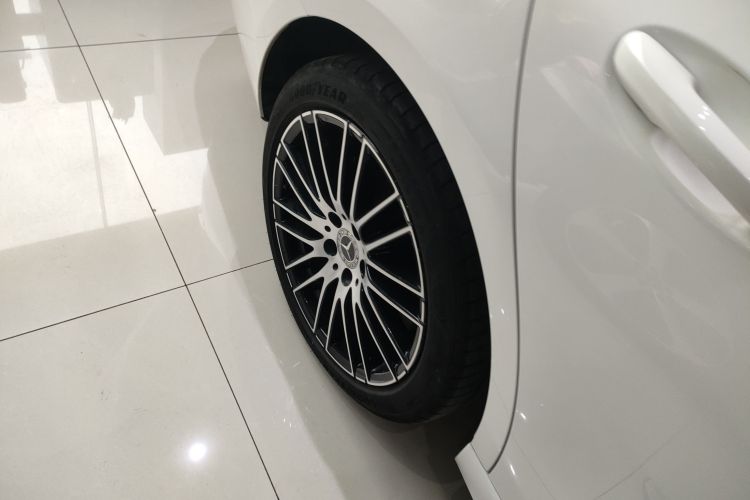 奔驰C级 2022款 C 260 L 运动版车身外观56