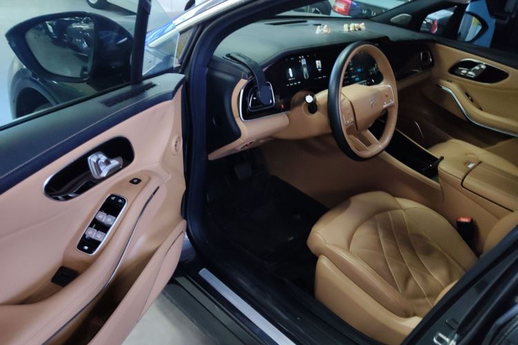 飞凡汽车 飞凡R7 2023款 后驱屏霸版中控内饰7003