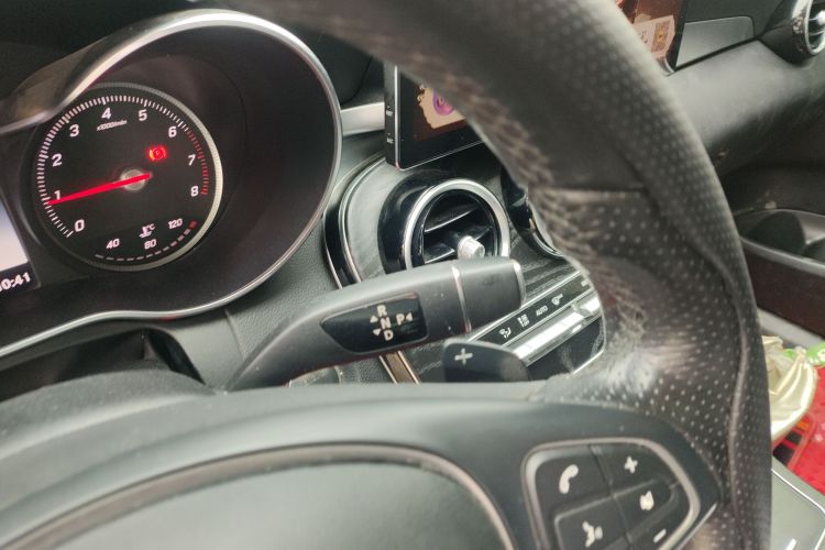 奔驰C级 2018款 C 200 L 运动版局部细节18