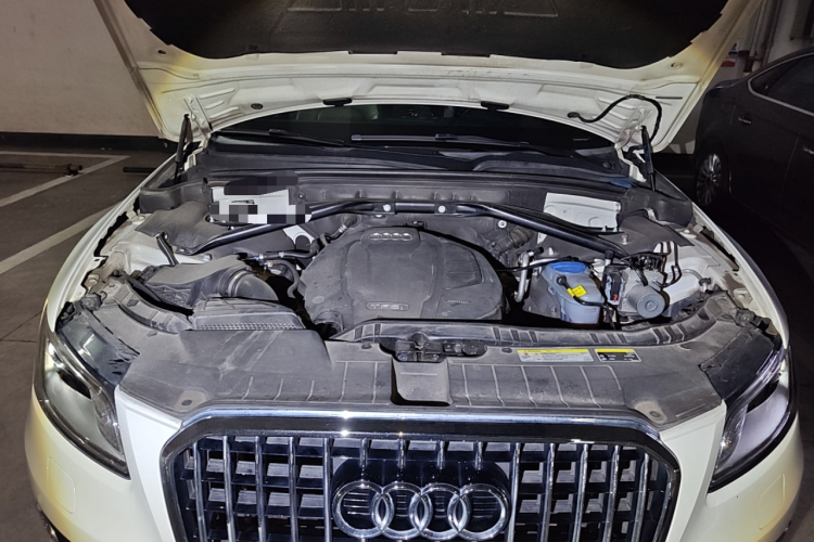 奥迪Q5 2015款 40 TFSI 技术型局部细节24