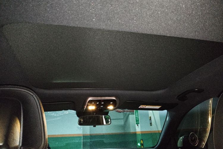 奔驰C级 2023款 改款 C 260 L 运动版局部细节22