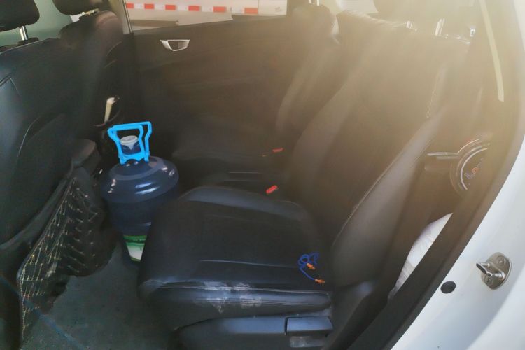 五菱汽车 五菱佳辰 2022款 1.5L 手动轻享舒适型中控内饰21