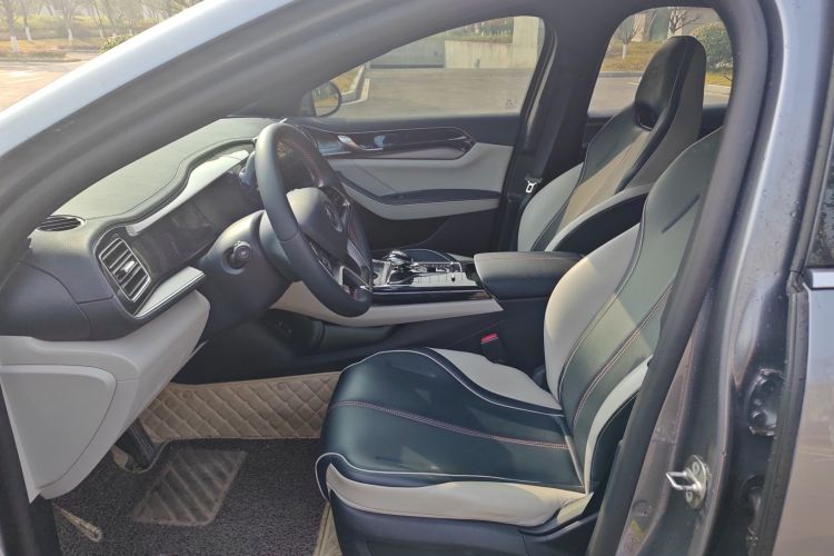 比亚迪 秦PLUS 2021款 EV 600KM 旗舰型中控内饰19