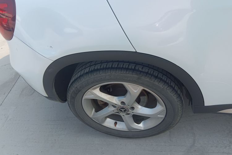 奔驰GLA 2018款 GLA 200 动感型车身外观6008