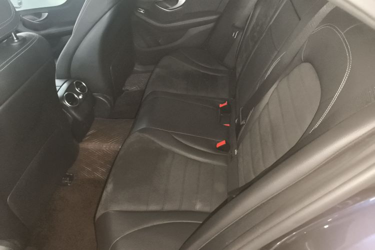 奔驰C级 2018款 C 200 运动版中控内饰7004