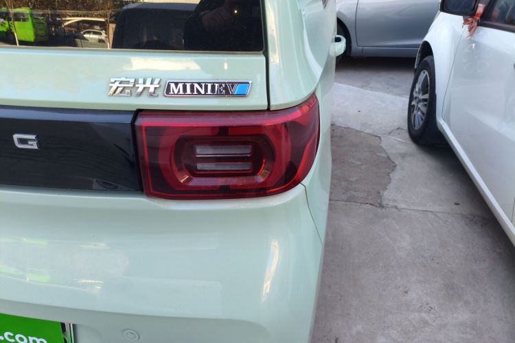 五菱汽车 宏光MINIEV 2021款 马卡龙时尚款 磷酸铁锂车身外观9