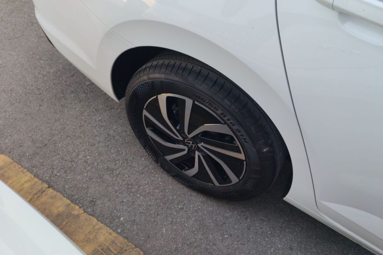 大众 朗逸 2025款 新锐 1.5L 出众新愿版车身外观6005