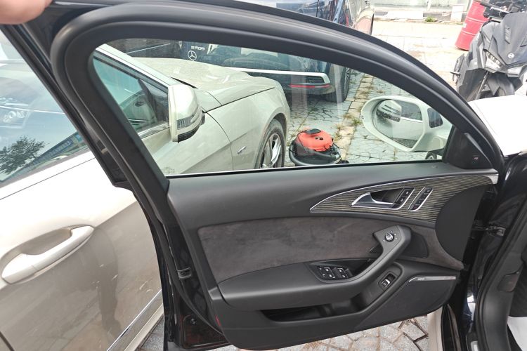 奥迪A6(进口) 2017款 Avant 40 TFSI 运动型中控内饰47