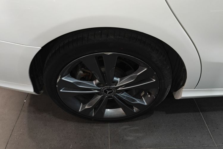 奔驰CLA 2018款 CLA 200 动感型车身外观6008