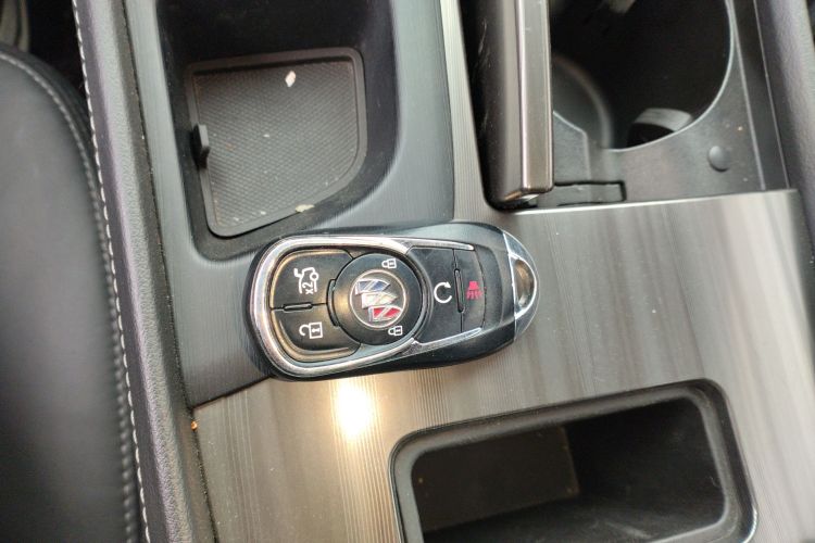 别克 君越 2022款 552T 豪华型中控内饰7001