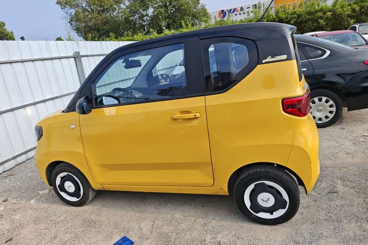 五菱汽车 宏光MINIEV 2022款 马卡龙臻享款 三元锂车身外观4