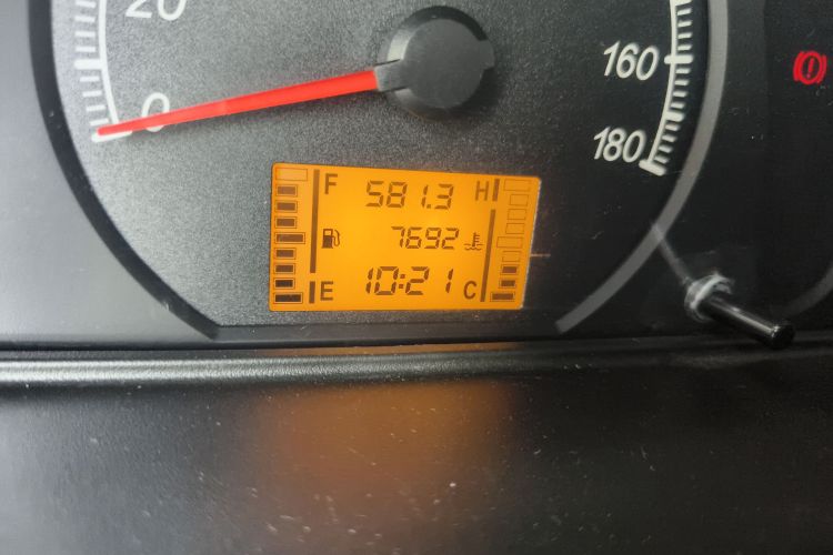 五菱汽车 五菱之光 2023款 1.5L 实用型 5/7座中控内饰15