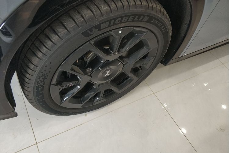 小鹏G7 2025款 702 超长续航 Max车身外观6007